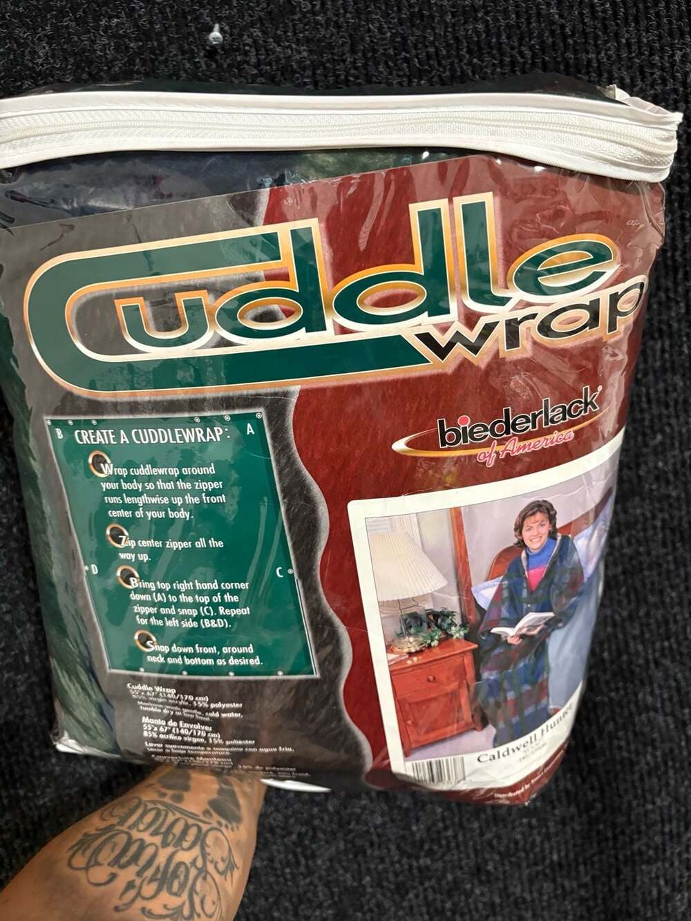 Vintage Biederlack Cuddle Wrap Wearable Blanket Caldwell Hunter Plaid 55x67